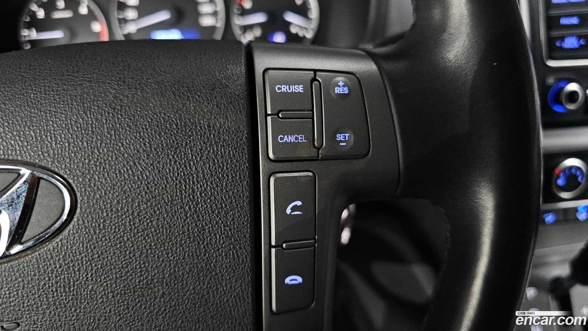 Starex Hyundai 2020.2-OPTION-042