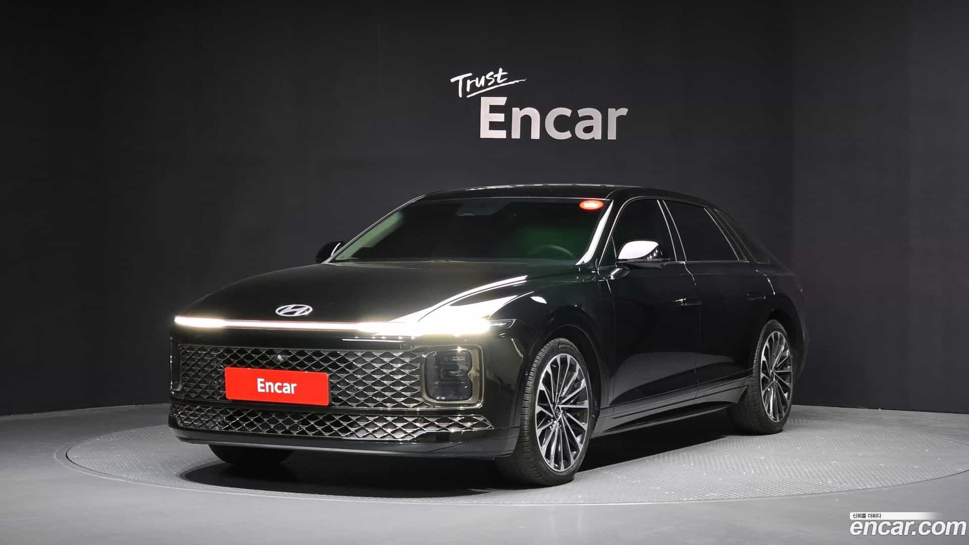 Grandeur Hyundai 2023.0-OUTER-001