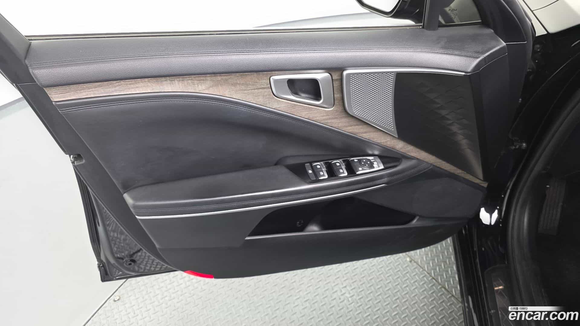 K8 Kia 2021.11-INNER-034