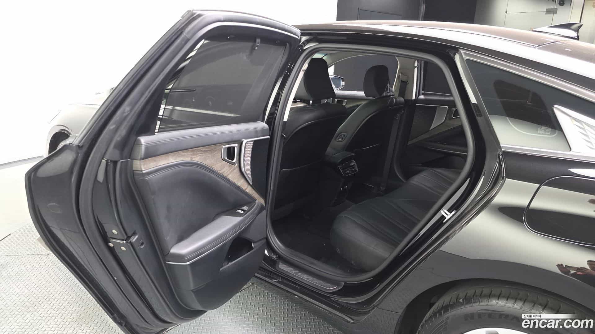 K8 Kia 2021.11-INNER-036