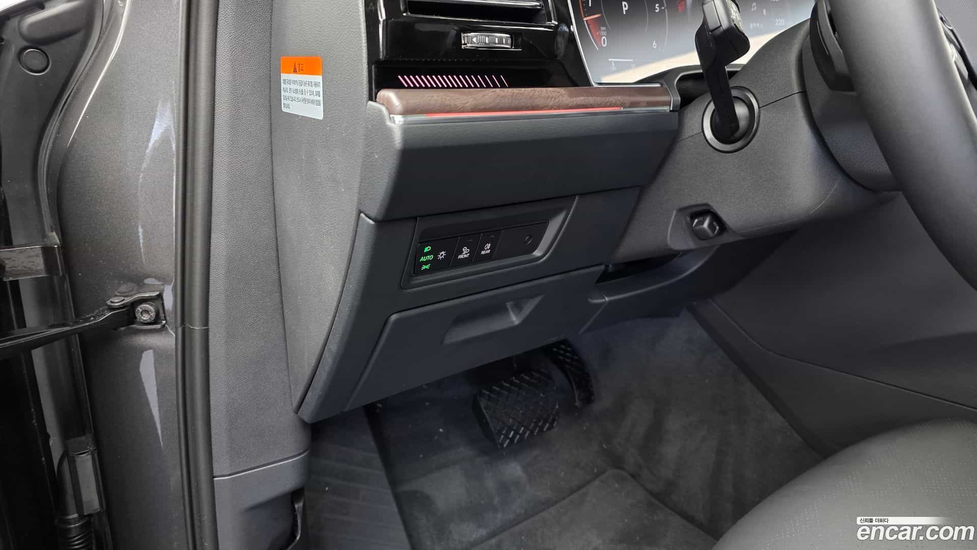 Touareg Volkswagen 2025.10-OPTION-041