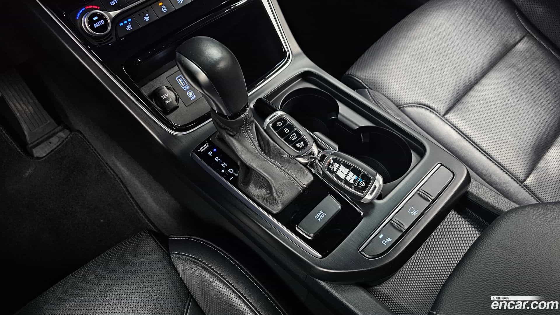 Grandeur Hyundai 2018.3-INNER-009