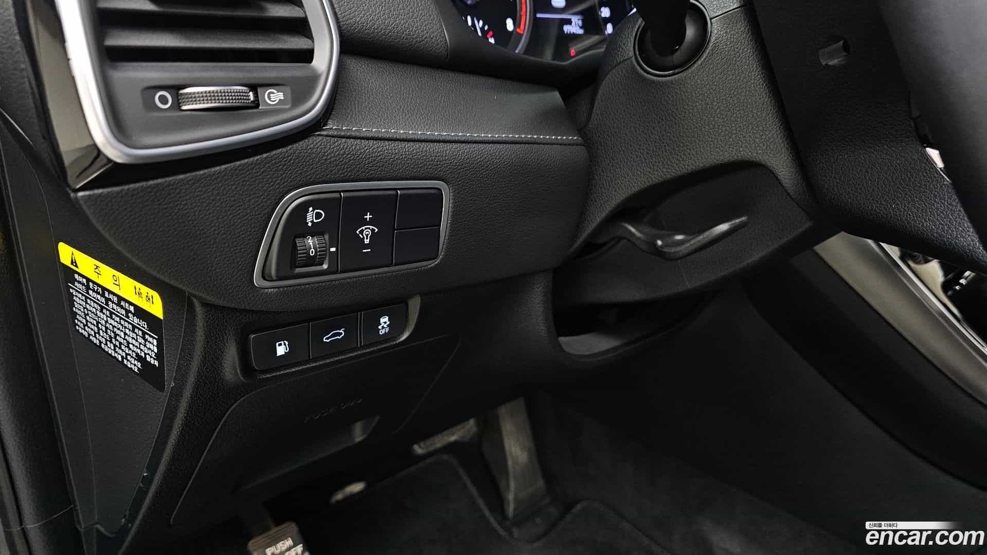 Grandeur Hyundai 2018.3-OPTION-018