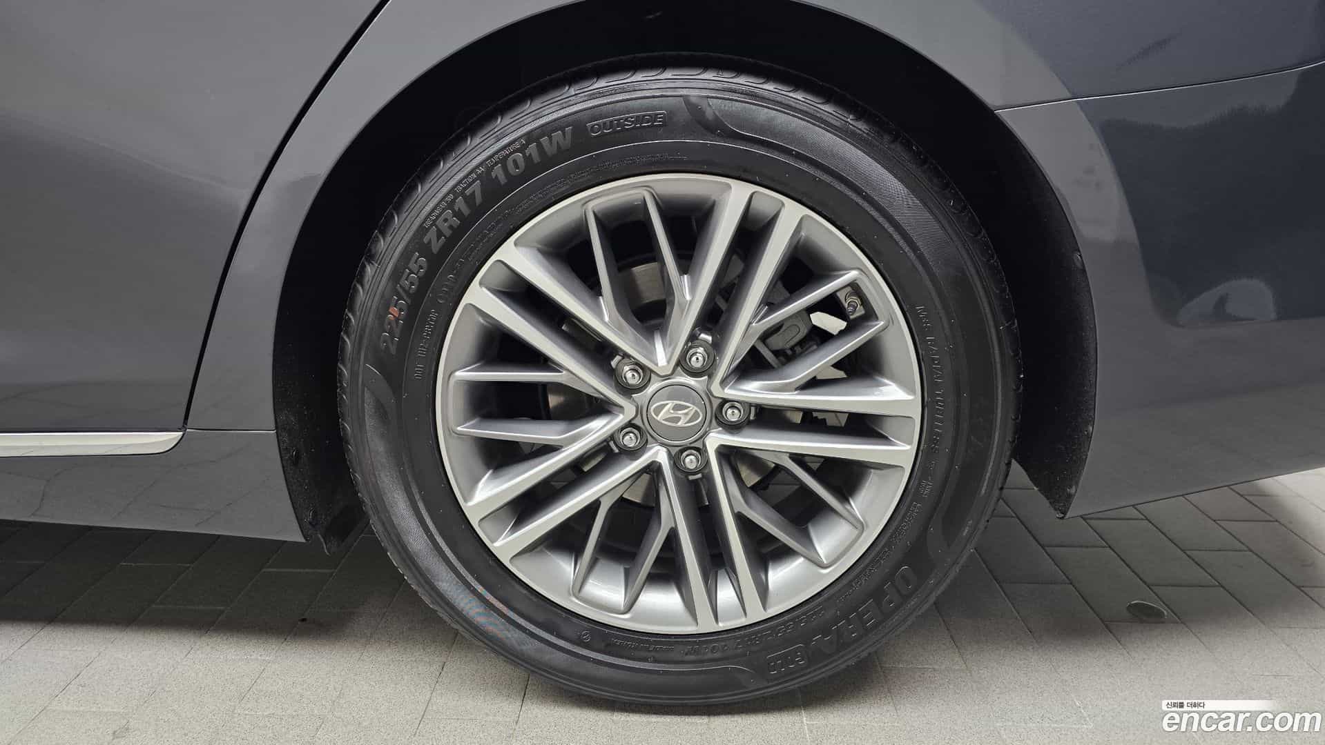 Grandeur Hyundai 2018.3-OUTER-031
