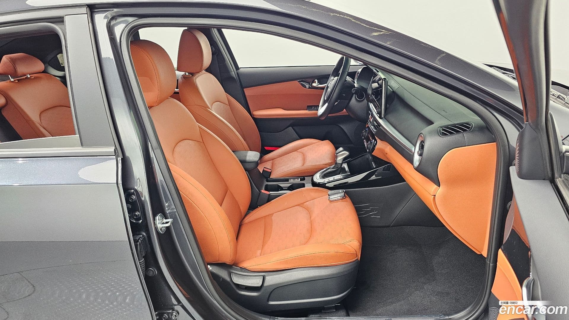 Main__Slider__Photo:K3 Kia 2024.0-25
