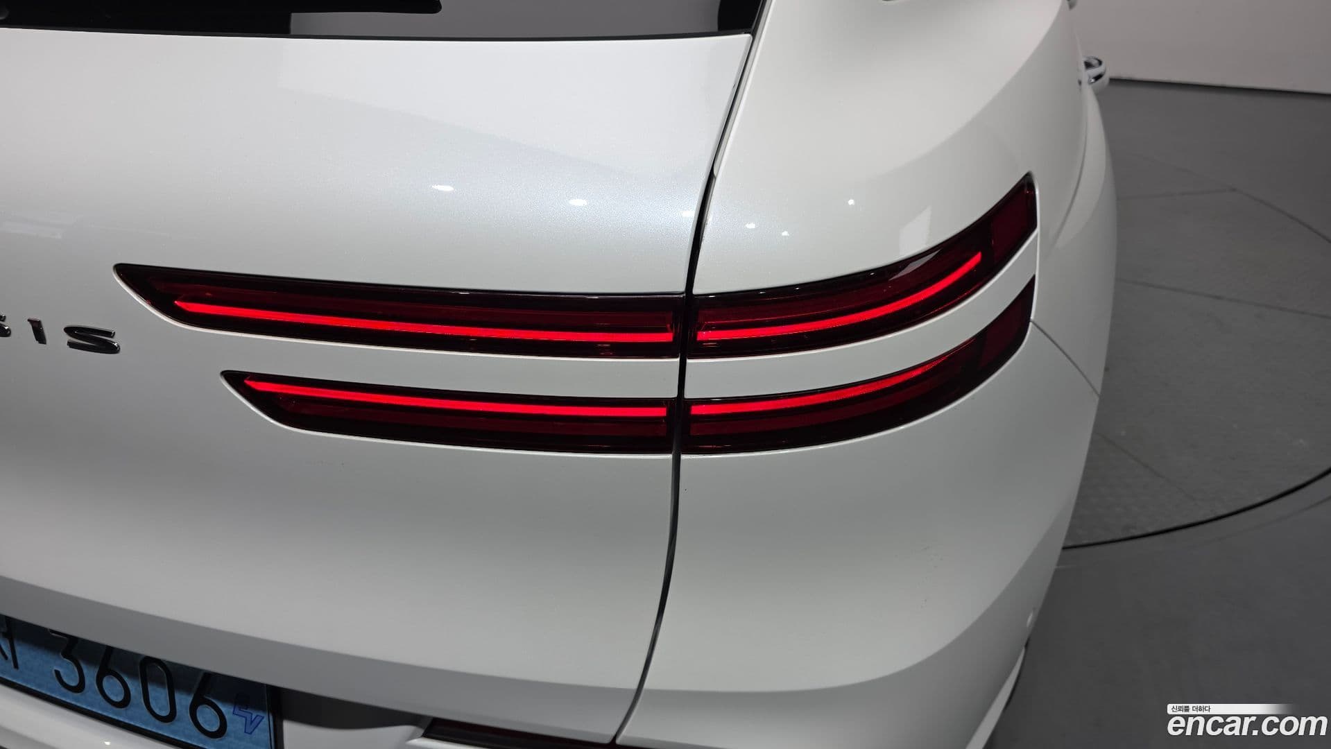 Main__Slider__Photo:GV70 Genesis 2023.8-22