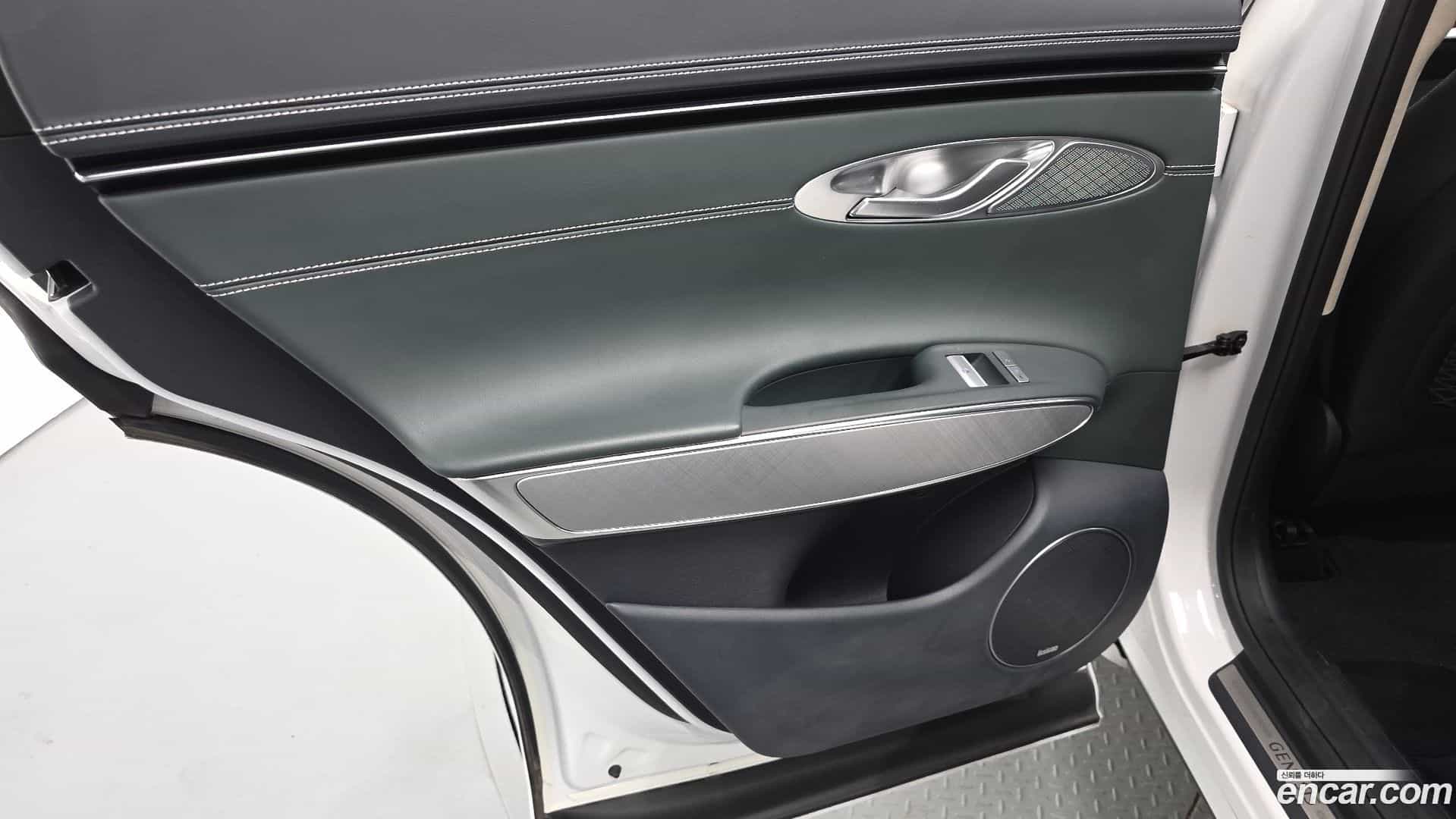 GV70 Genesis 2023.8-INNER-035