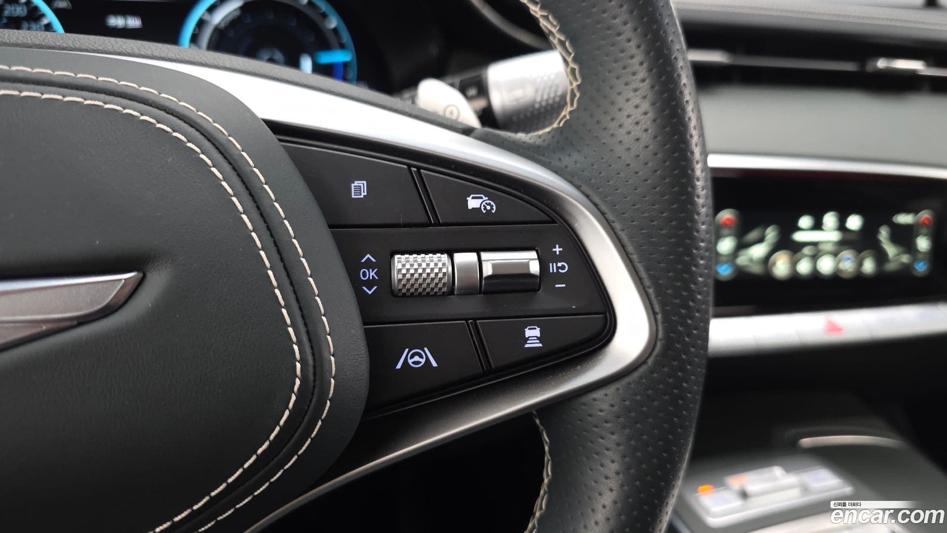 Main__Slider__Photo:GV70 Genesis 2023.8-25