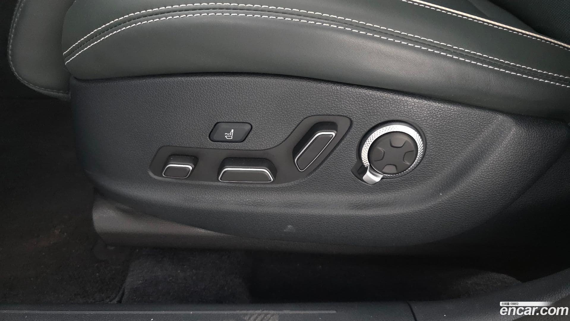 Main__Slider__Photo:GV70 Genesis 2023.8-31
