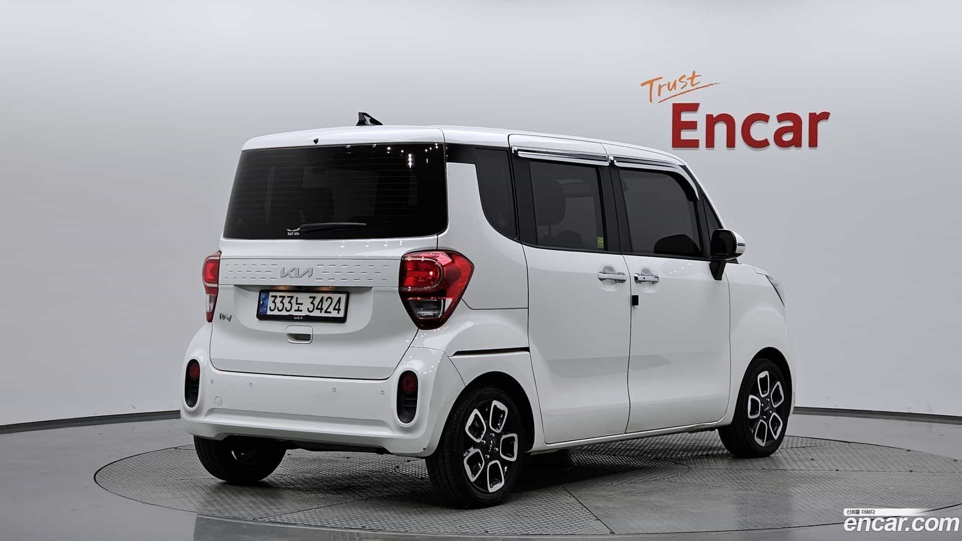 RAY Kia 2022.0-OUTER-002