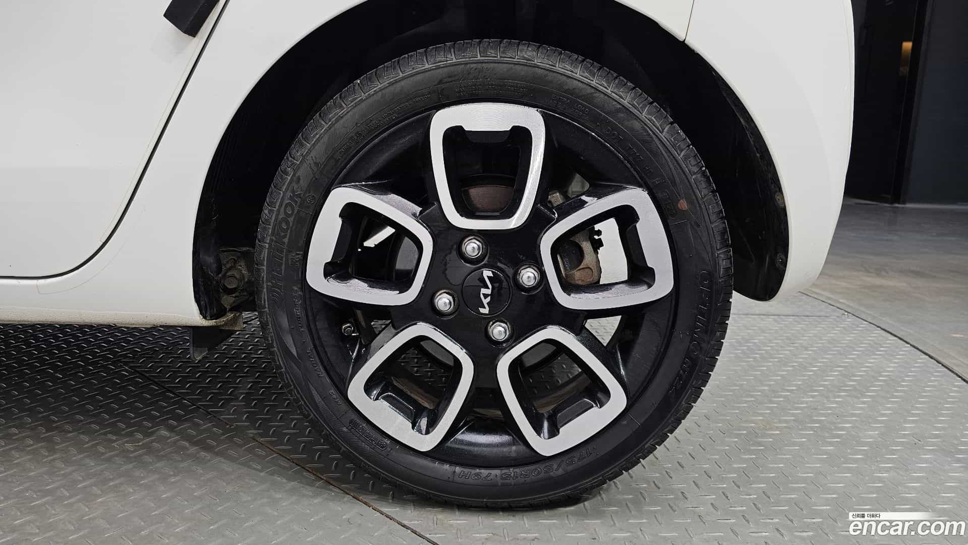 RAY Kia 2022.0-OUTER-031