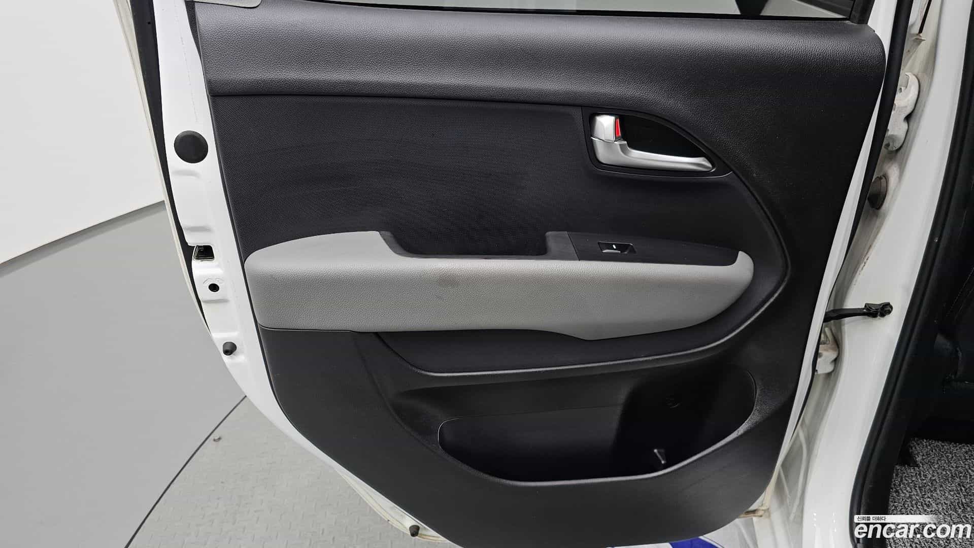 RAY Kia 2022.0-INNER-035