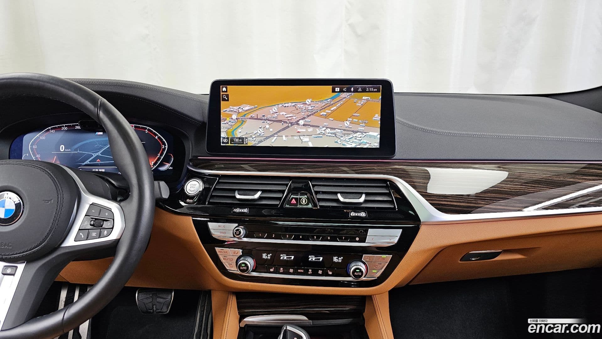 Main__Slider__Photo:5-Series BMW 2022.3-13