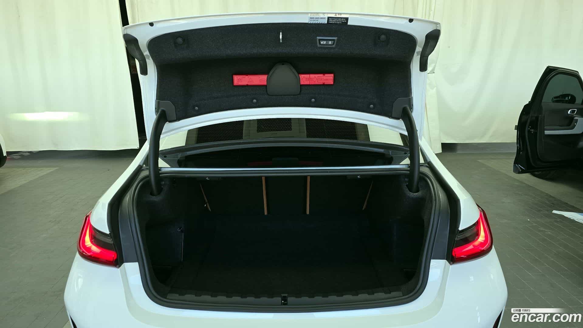 3-Series BMW 2022.10-OPTION-024