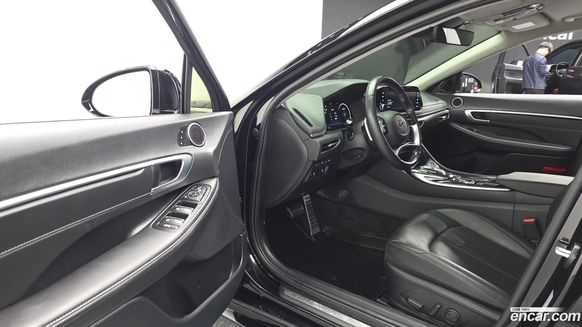 Main__Slider__Photo:Sonata Hyundai 2022.4-10