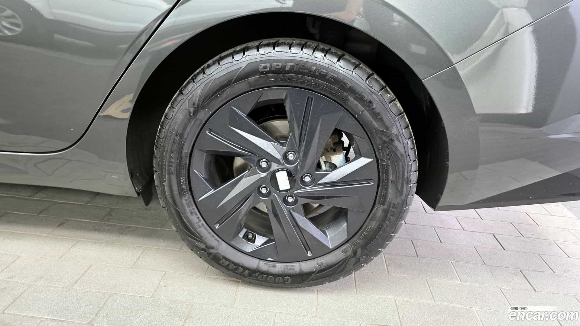 AVANTE Hyundai 2022.0-OUTER-031