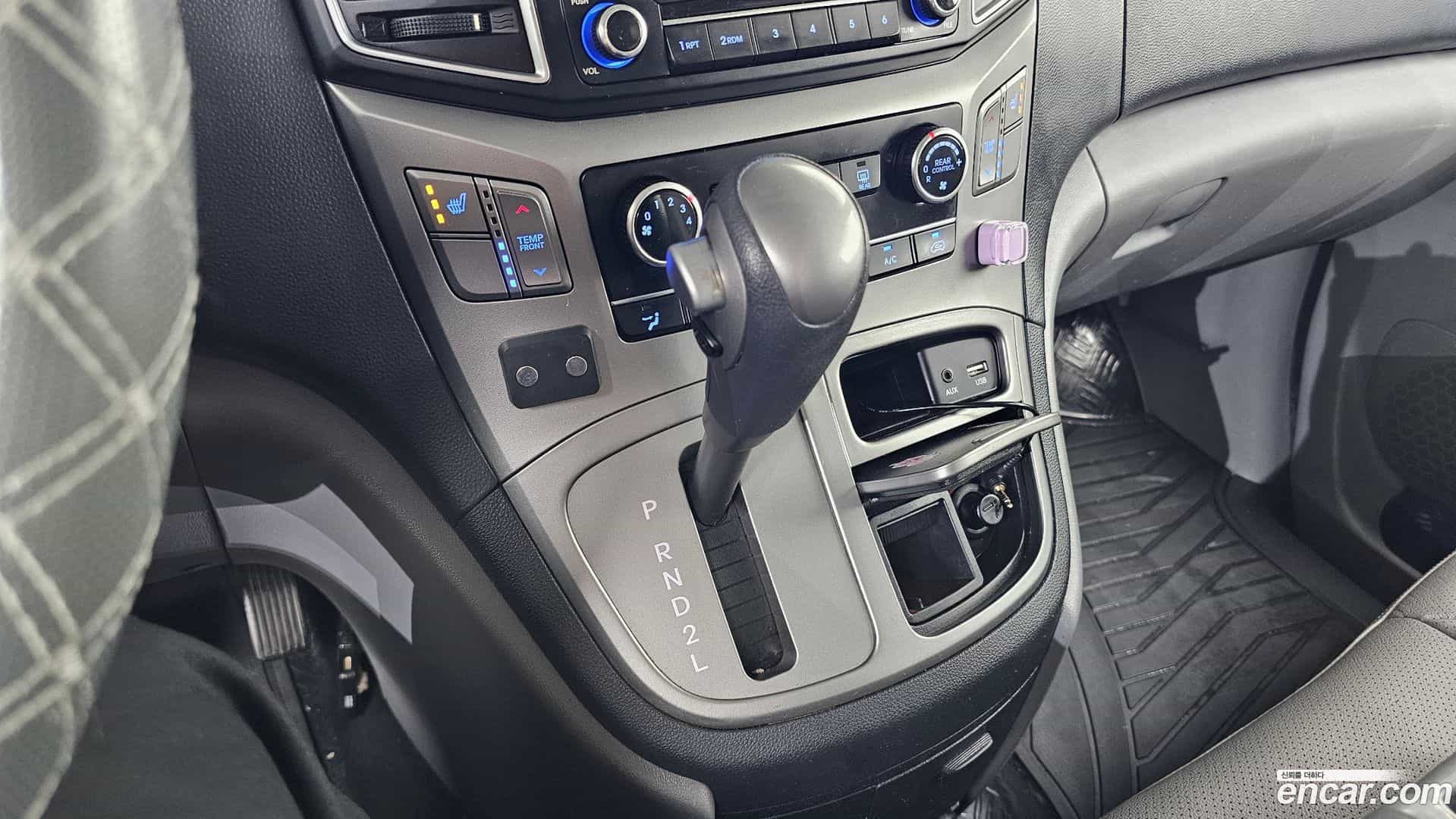 Starex Hyundai 2018.6-INNER-009