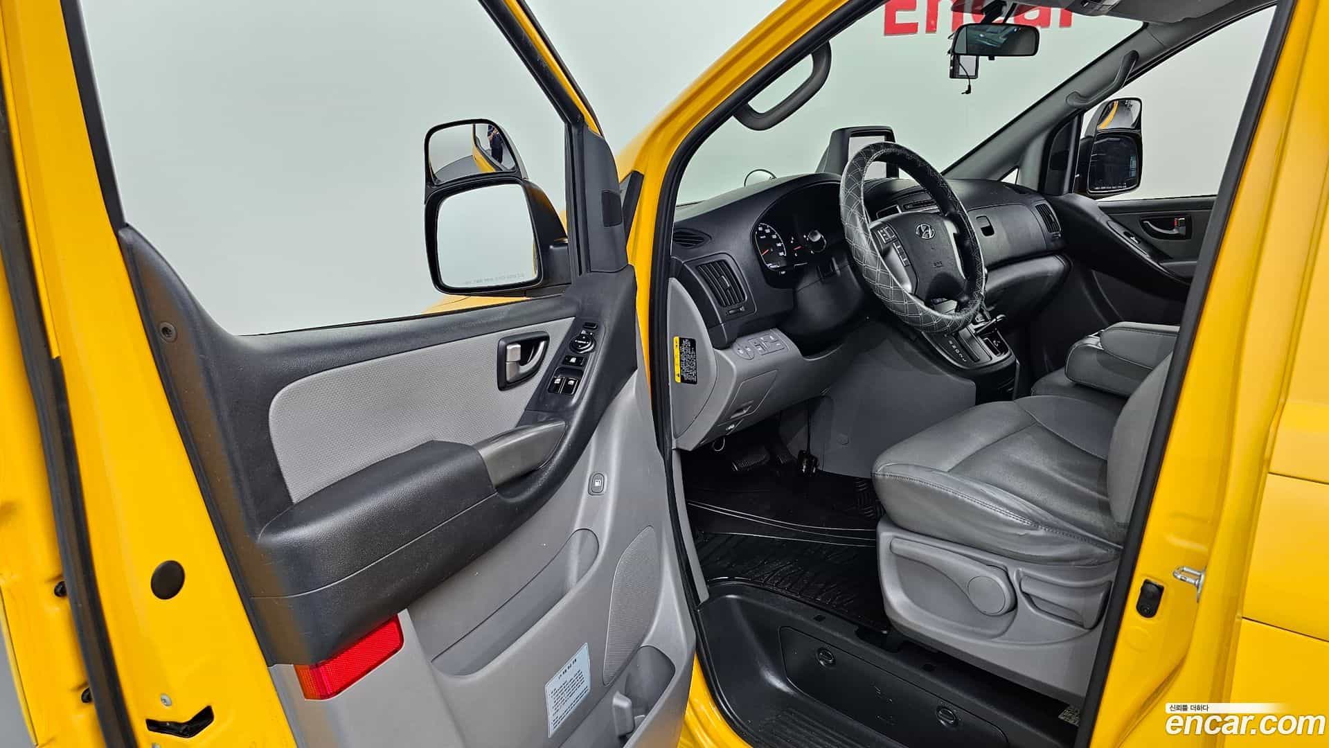 Starex Hyundai 2018.6-INNER-010