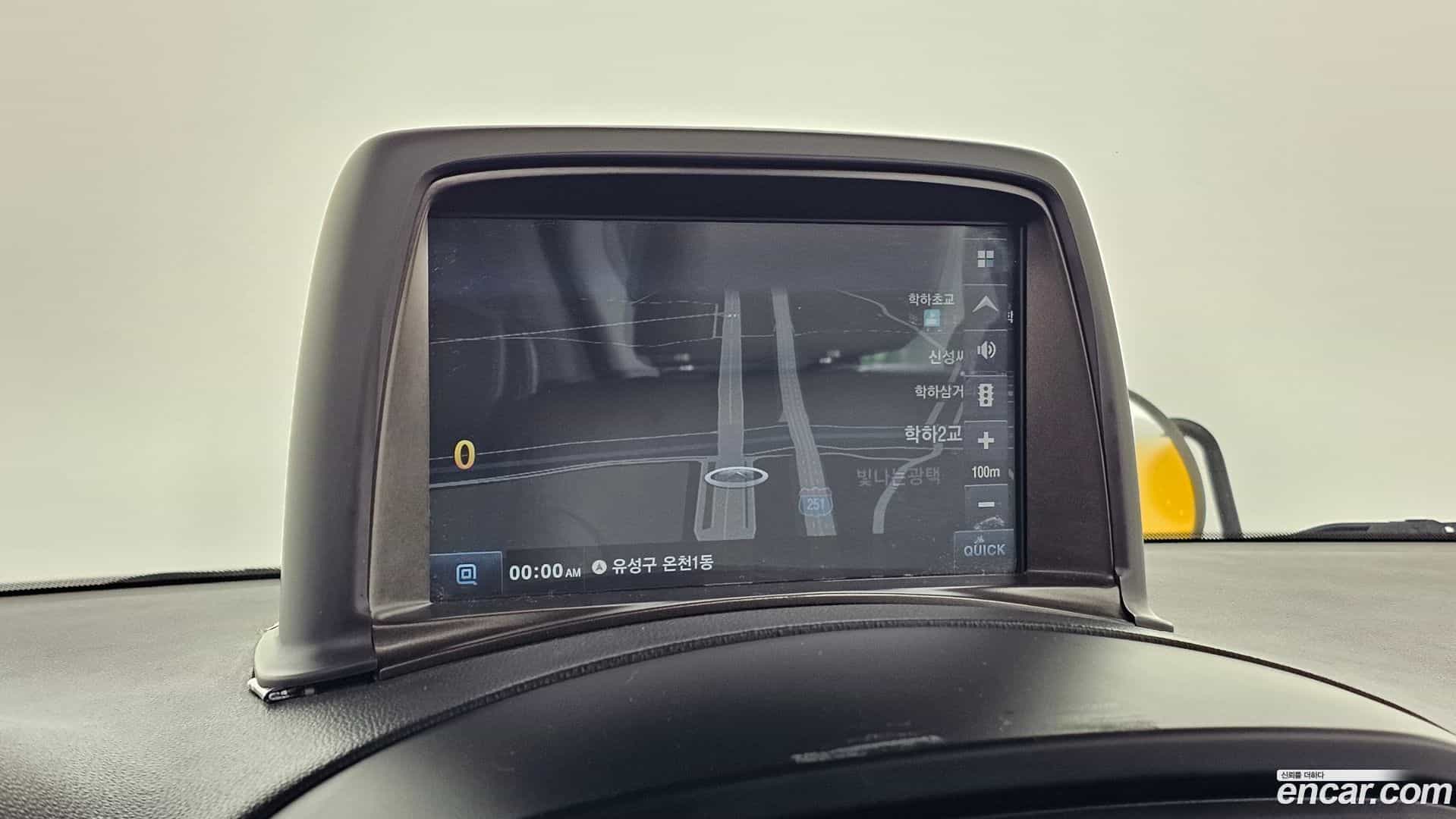 Starex Hyundai 2018.6-OPTION-017