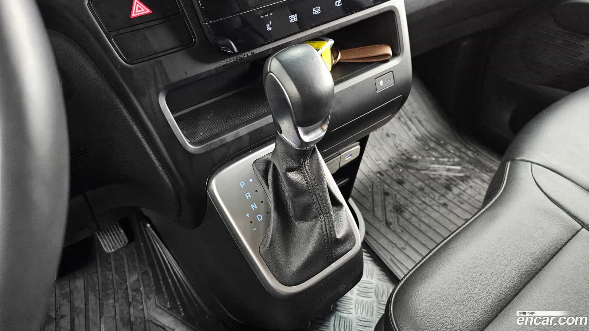 Staria Hyundai 2021.5-INNER-009