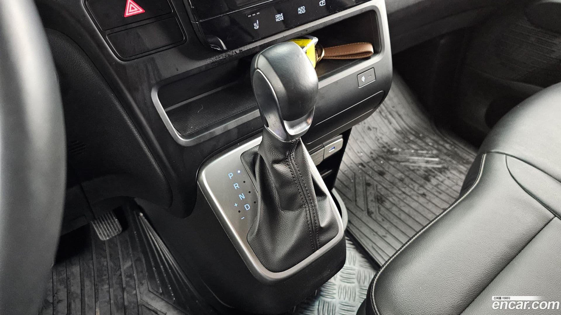 Main__Slider__Photo:Staria Hyundai 2021.5-8