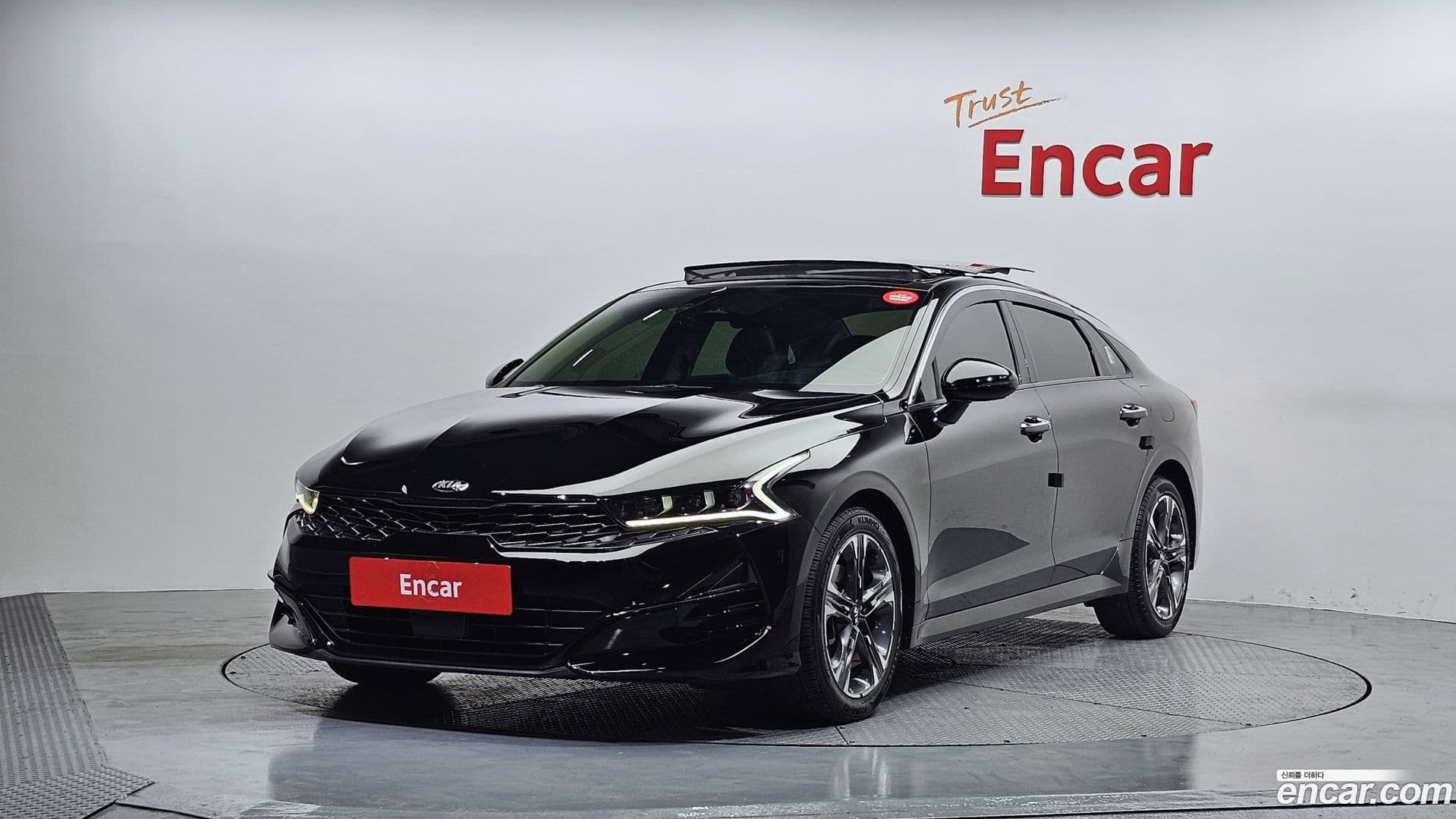 Main__Slider__Photo:K5 Kia 2020.1-0