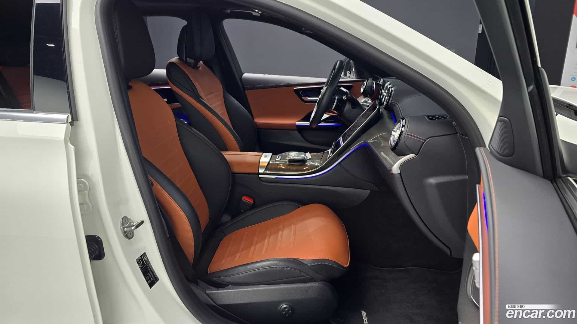 C-Class Mercedes-Benz 2023.1-INNER-010