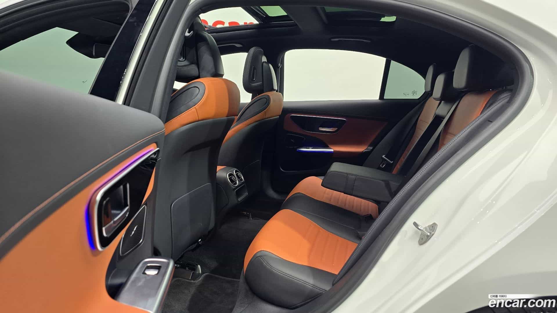 C-Class Mercedes-Benz 2023.1-OPTION-016