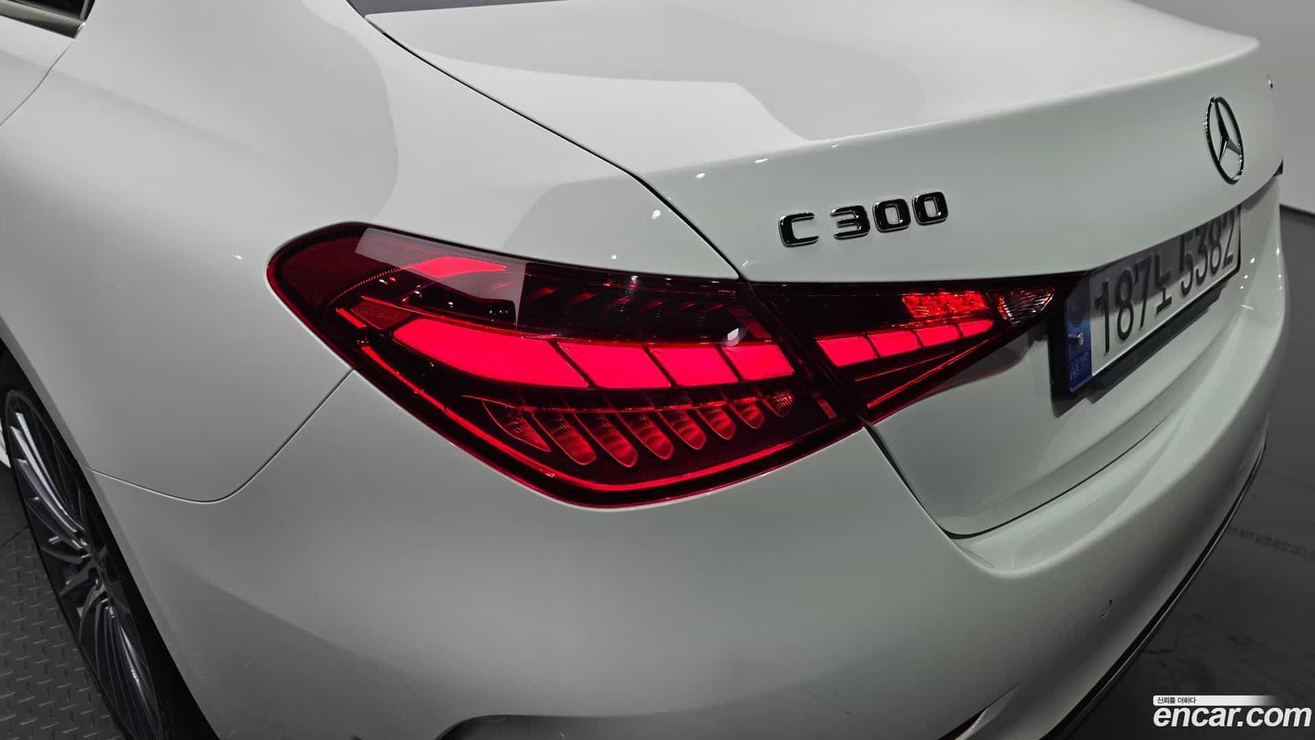 C-Class Mercedes-Benz 2023.1-OUTER-033