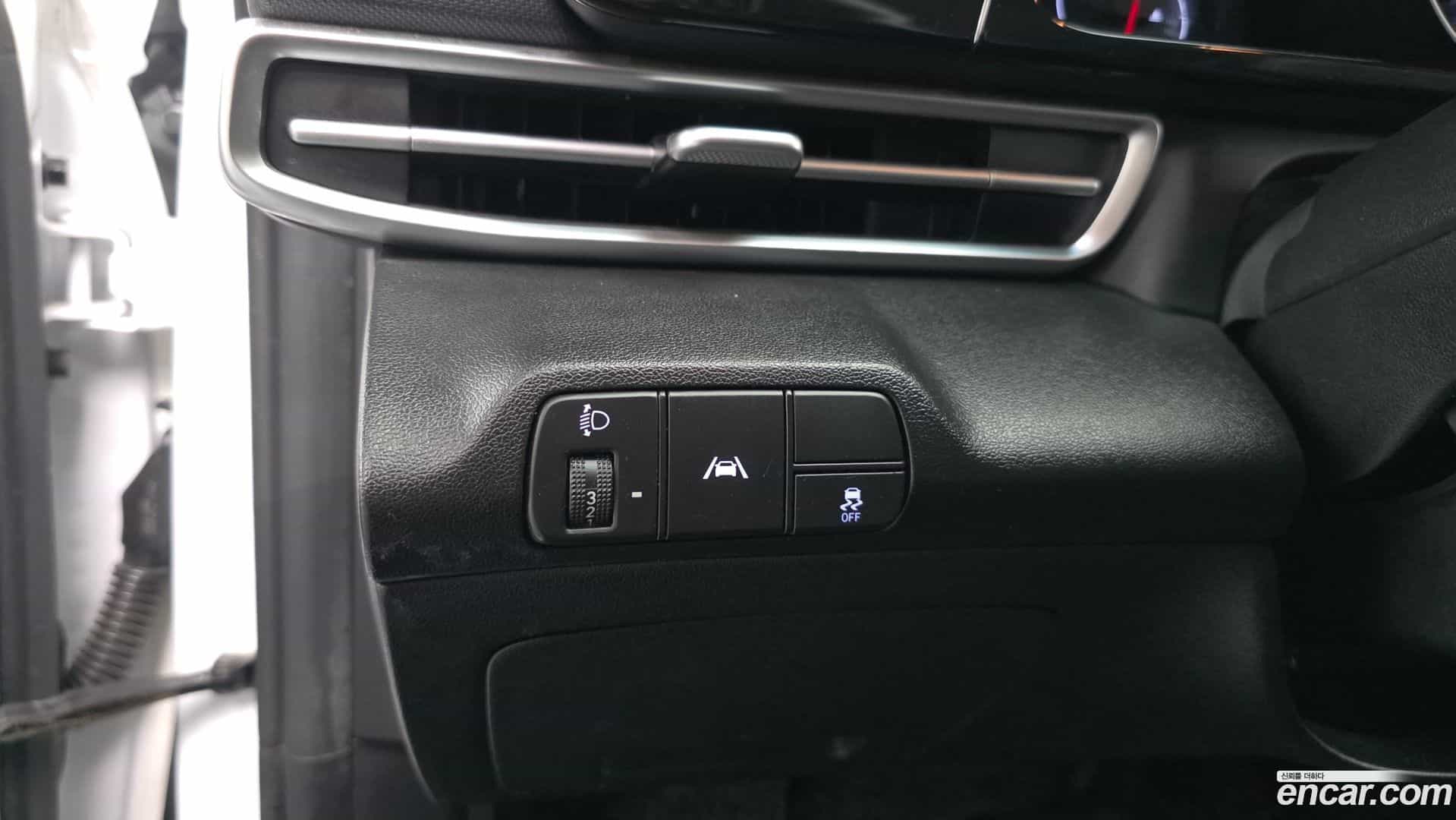 AVANTE Hyundai 2021.9-OPTION-021