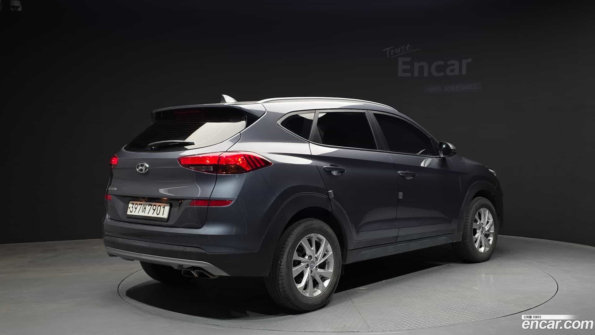 Tucson Hyundai 2020.5-OUTER-002