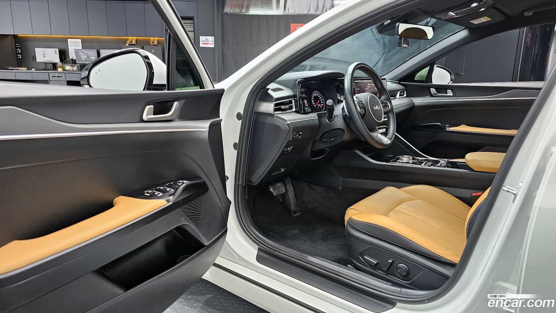 K5 Kia 2023.2-INNER-010