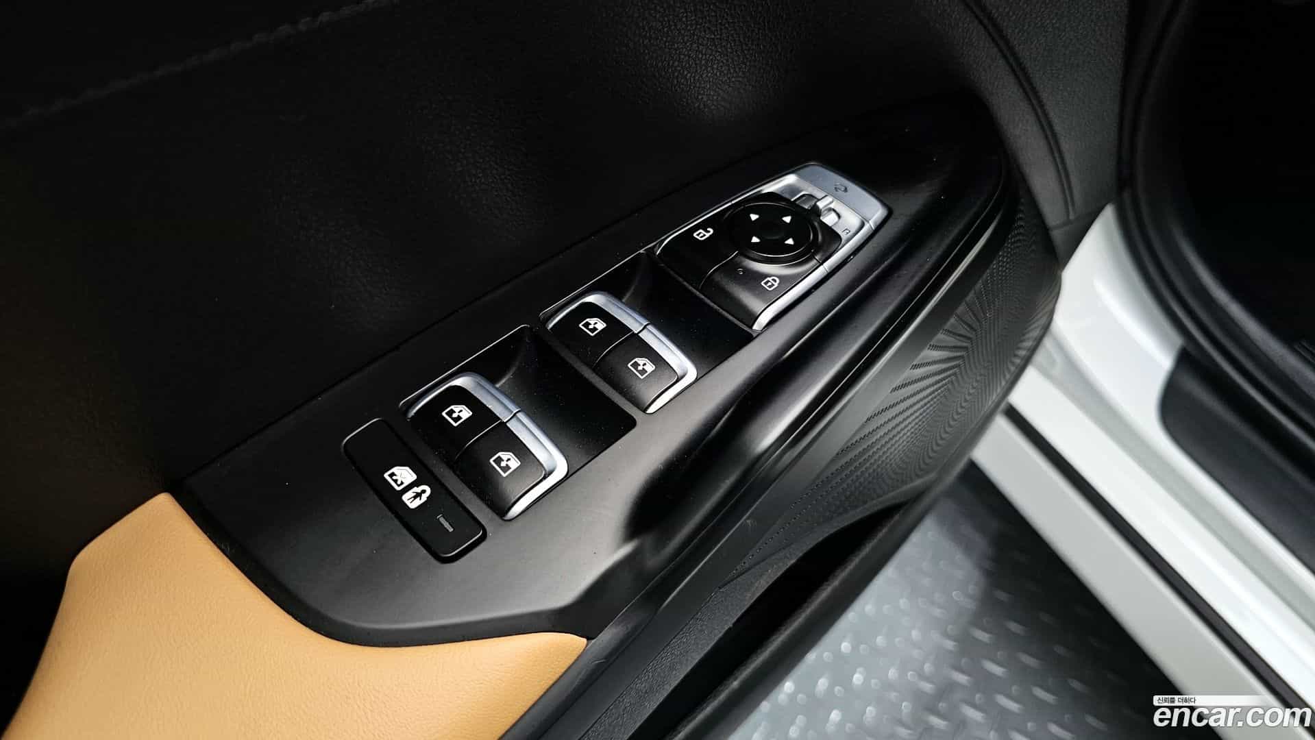 K5 Kia 2023.2-OPTION-042