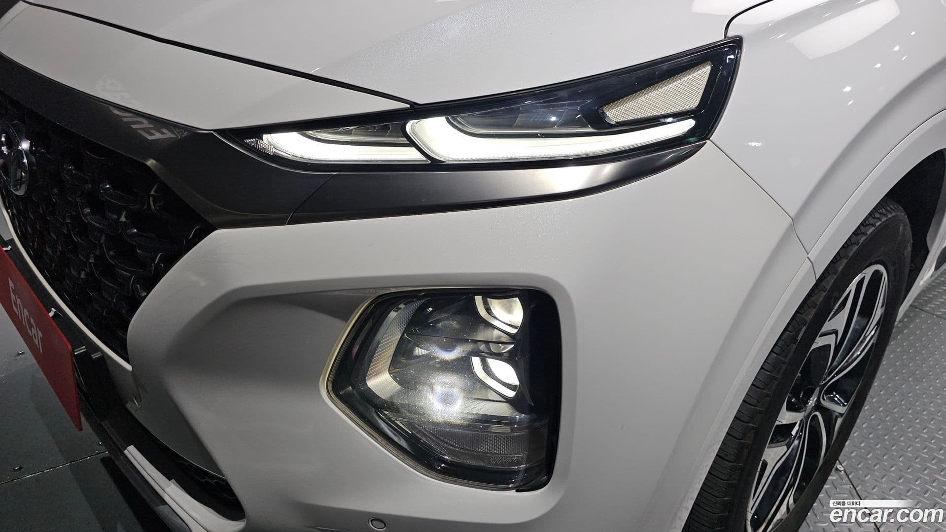 Main__Slider__Photo:Santafe Hyundai 2018.7-21
