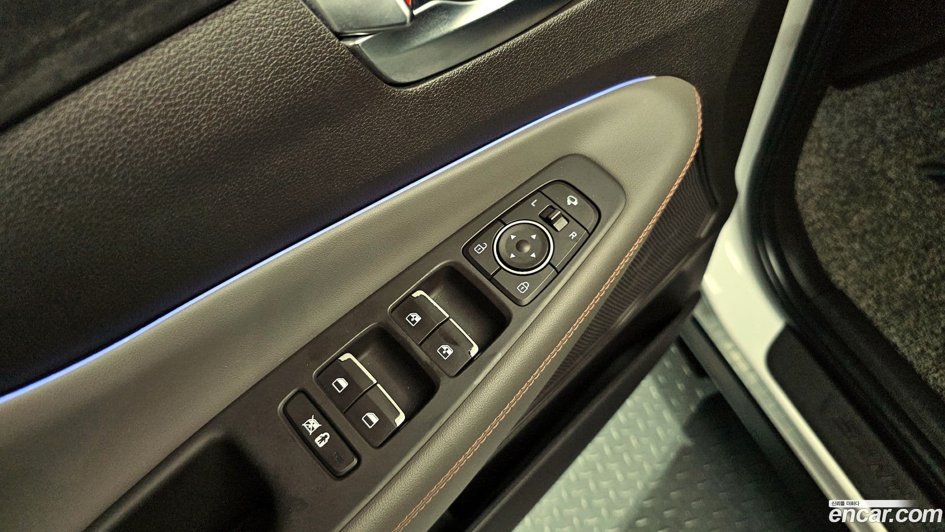 Main__Slider__Photo:Santafe Hyundai 2018.7-28
