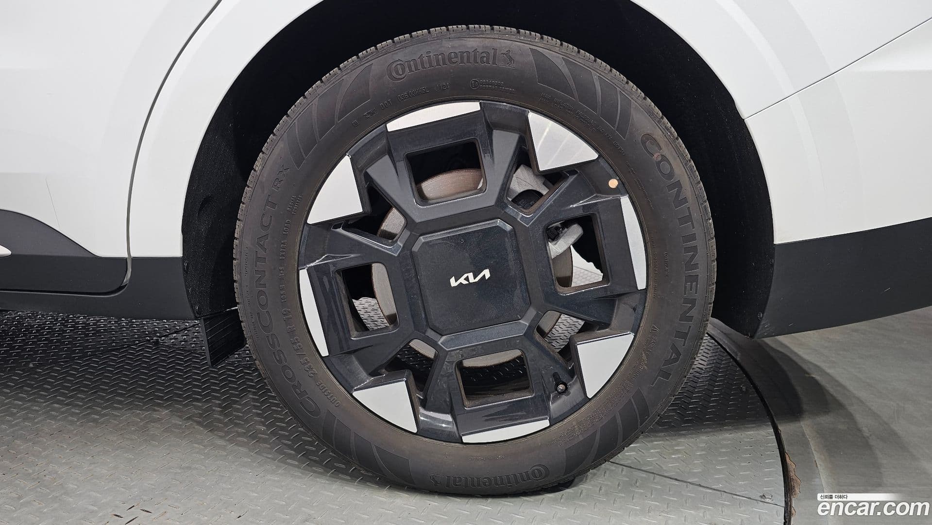 Main__Slider__Photo:Canival Kia 2025.11-20