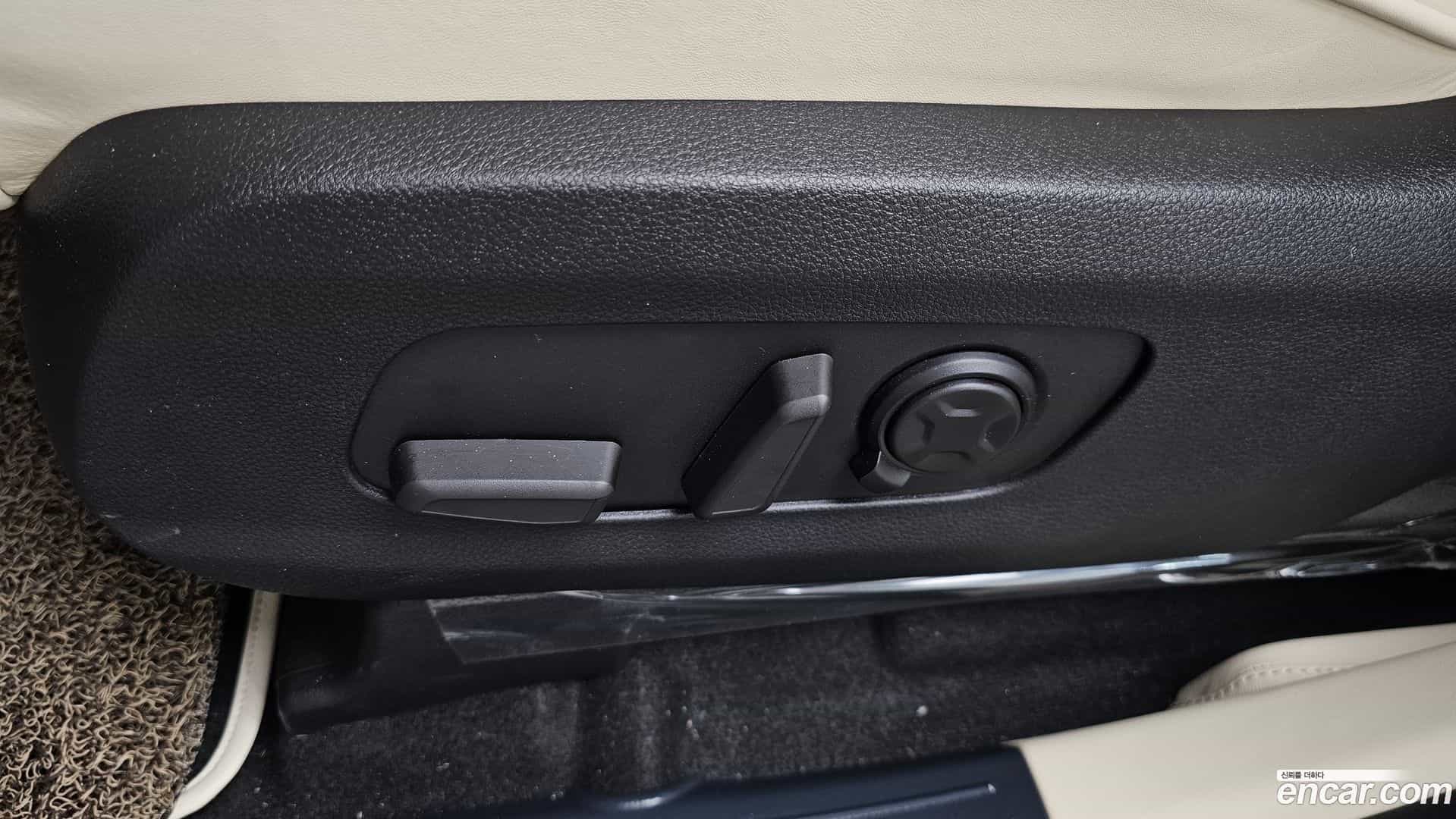 Canival Kia 2025.11-OPTION-047