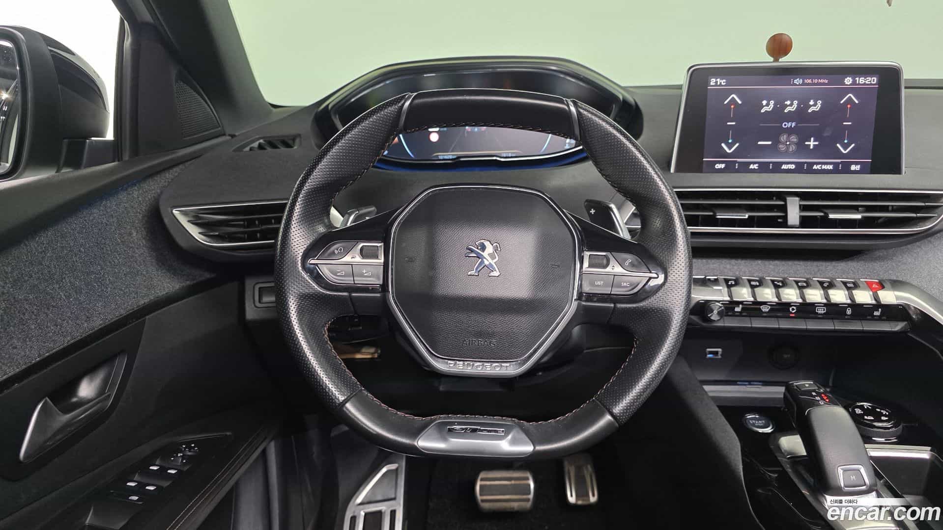 3008 Peugeot 2018.6-OPTION-016