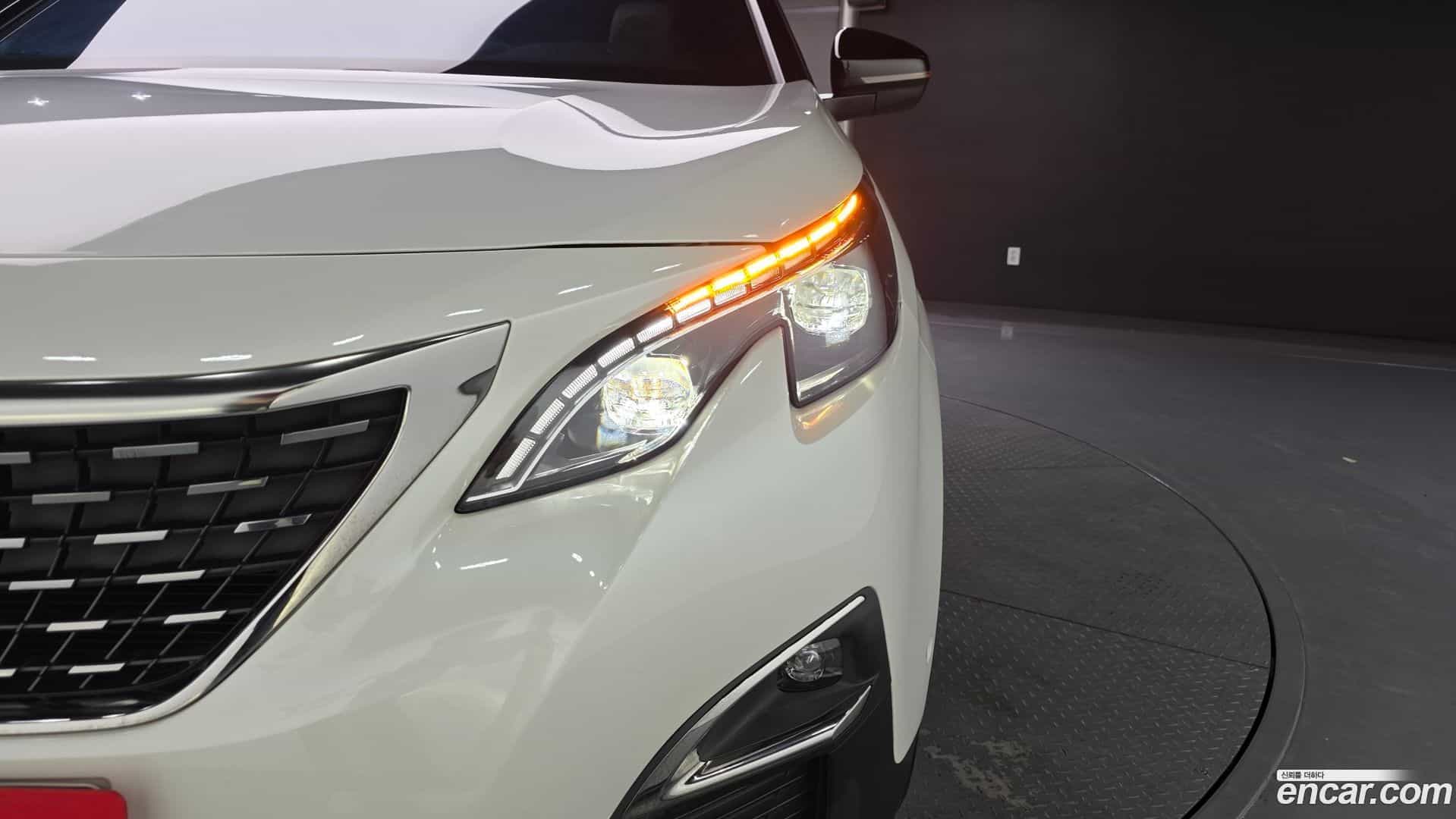3008 Peugeot 2018.6-OUTER-032