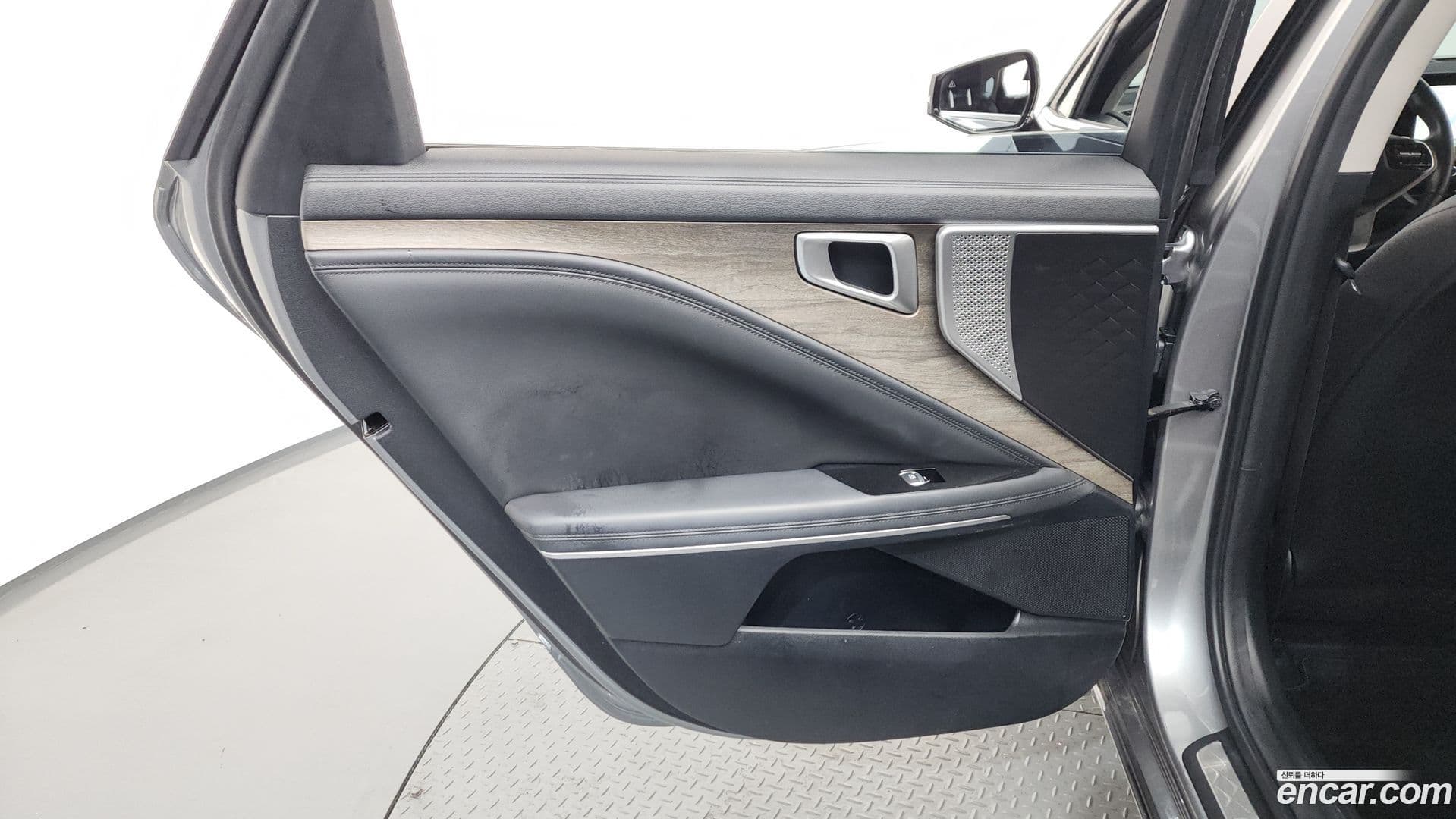 Main__Slider__Photo:K8 Kia 2024.6-24