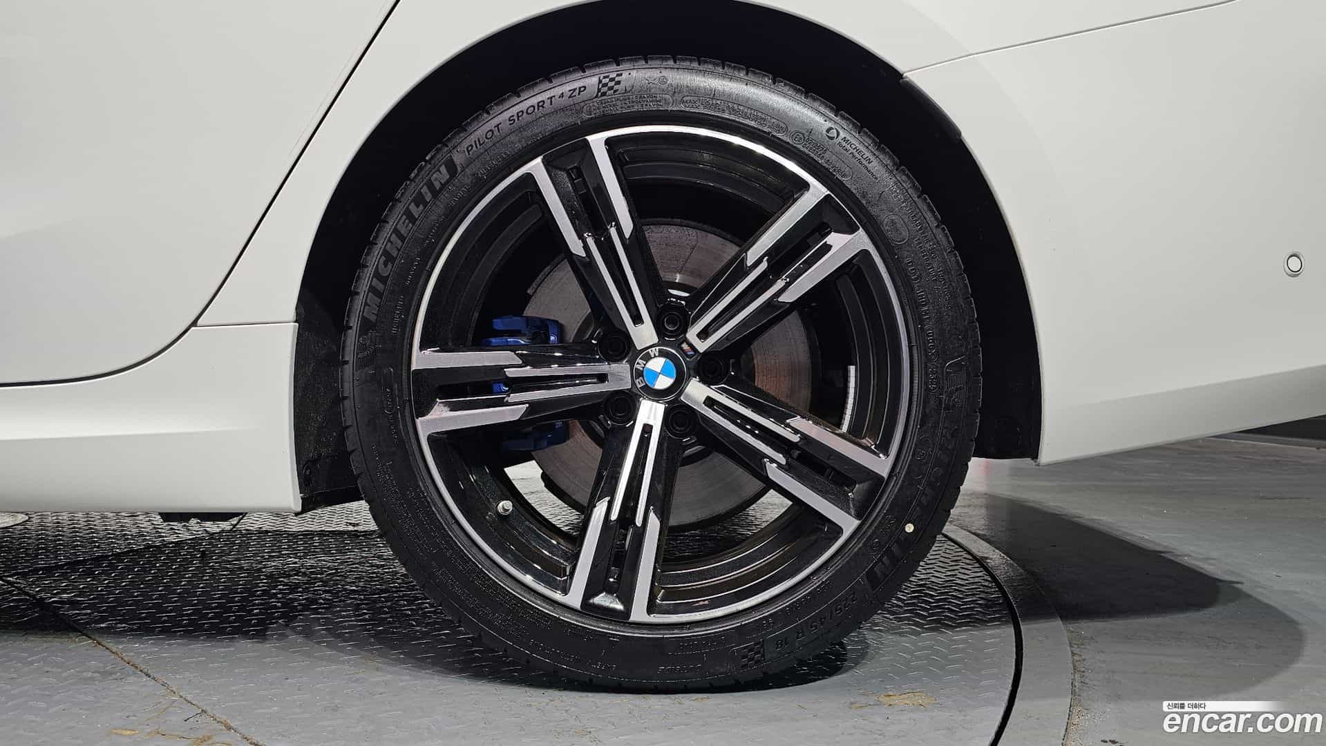 3-Series BMW 2025.11-OUTER-031