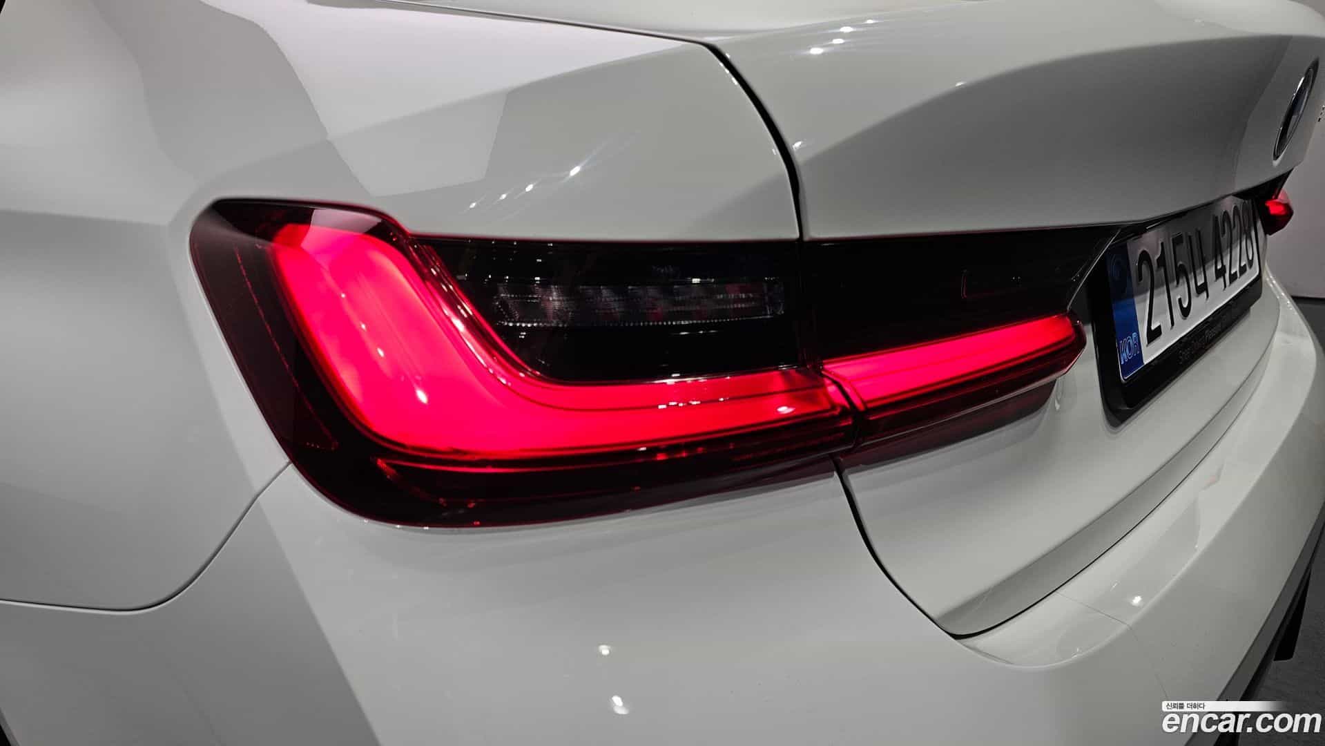 3-Series BMW 2025.11-OUTER-033