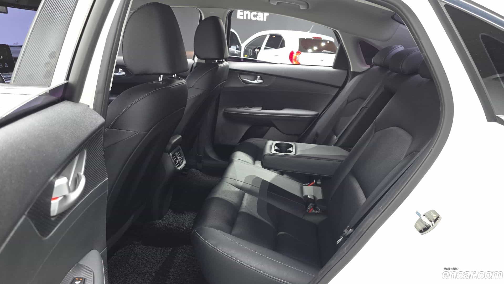K3 Kia 2018.9-OPTION-016