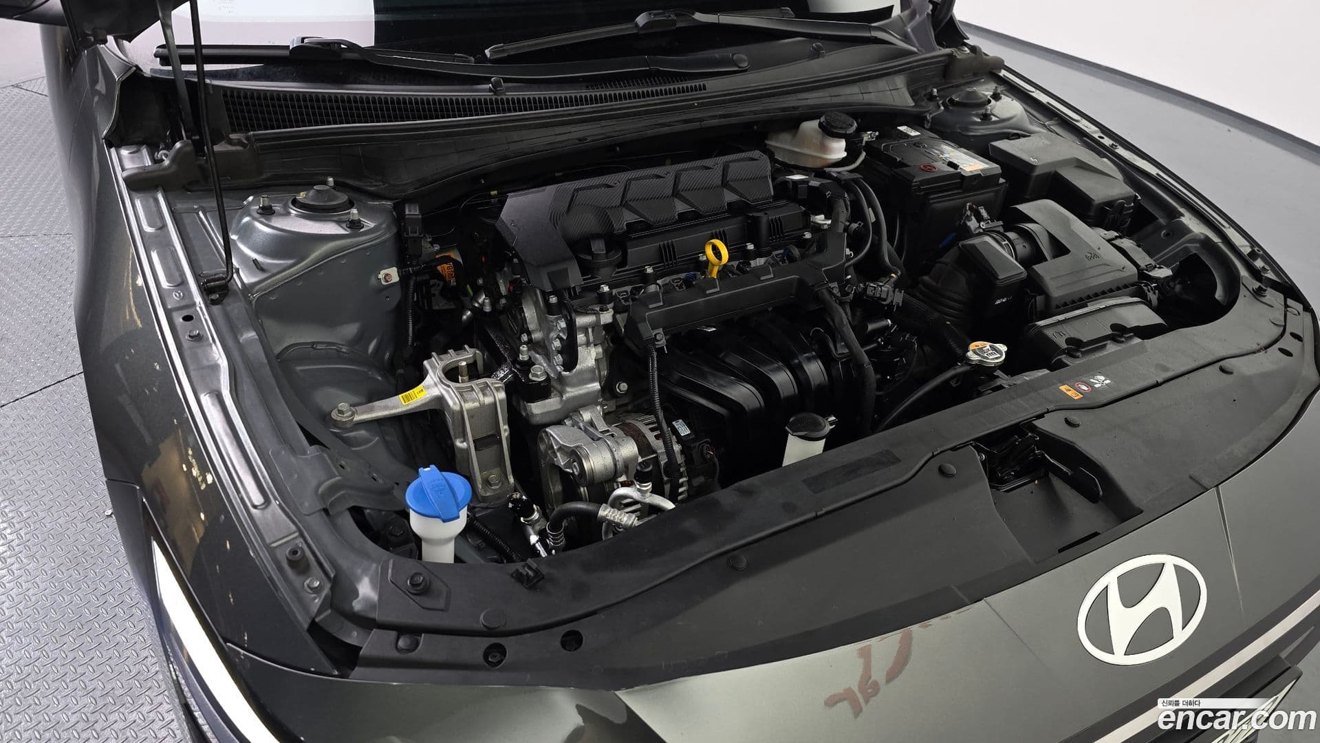 Main__Slider__Photo:AVANTE Hyundai 2023.2-5