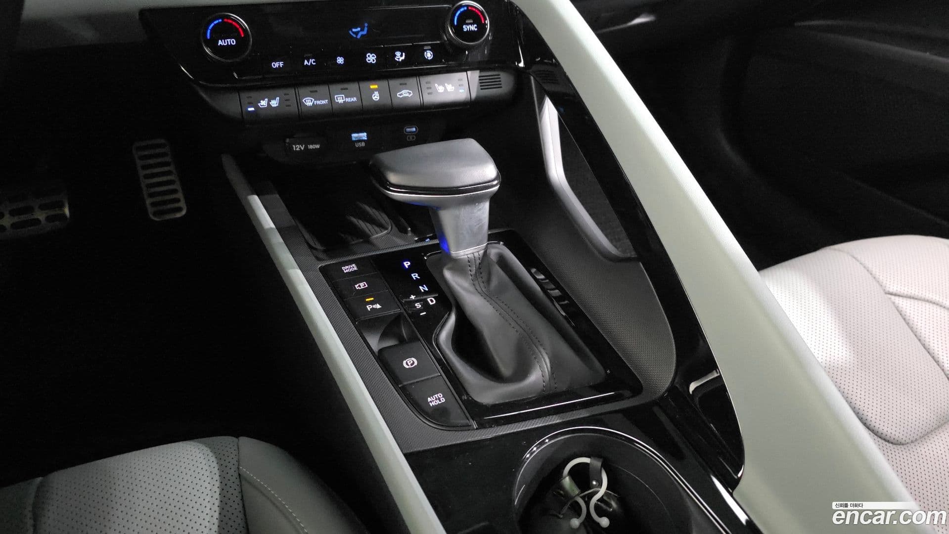 Main__Slider__Photo:AVANTE Hyundai 2023.2-8