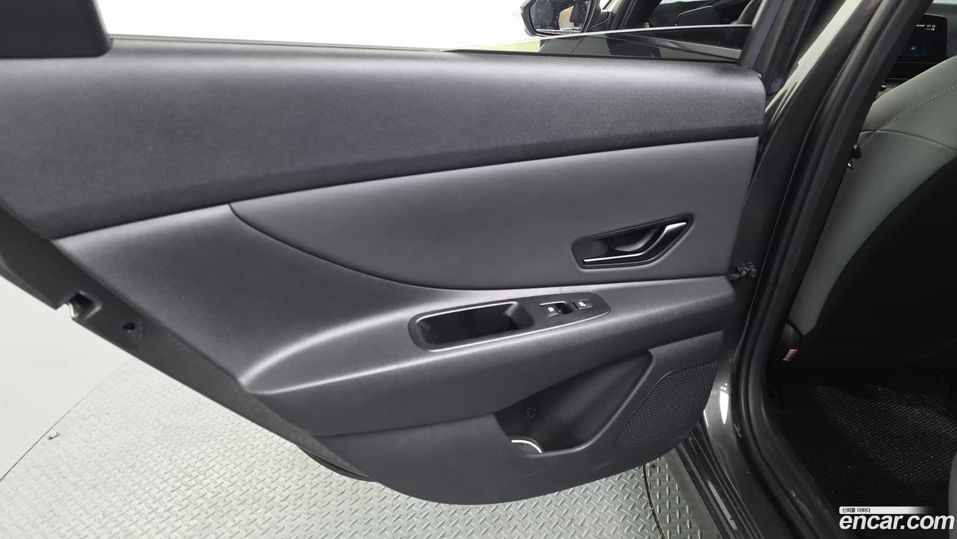AVANTE Hyundai 2023.2-INNER-035