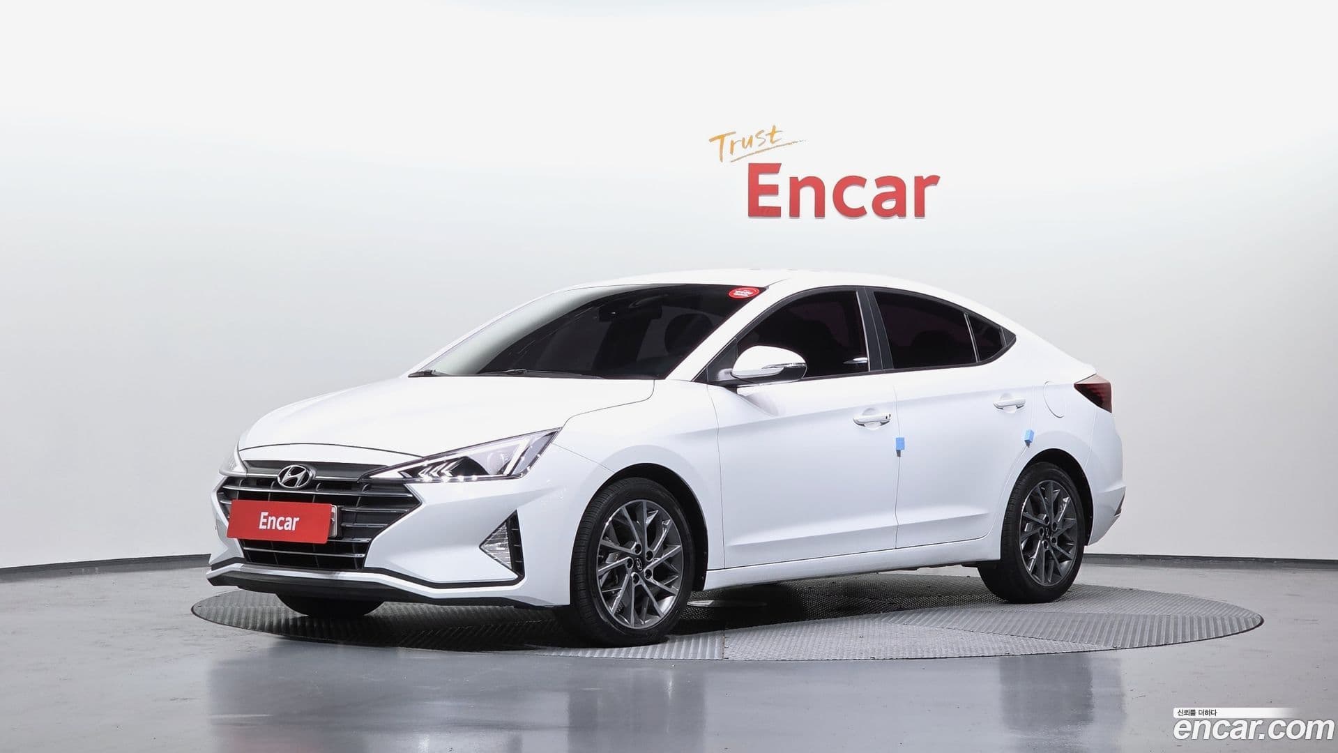 Main__Slider__Photo:AVANTE Hyundai 2019.11-0