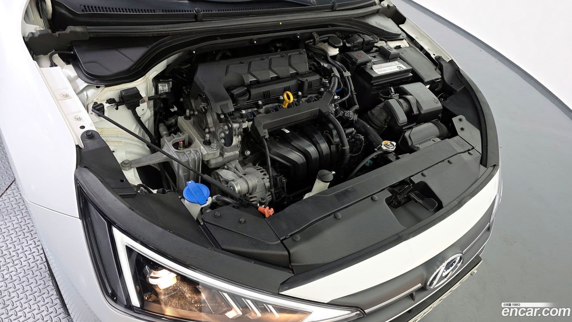 Main__Slider__Photo:AVANTE Hyundai 2019.11-5
