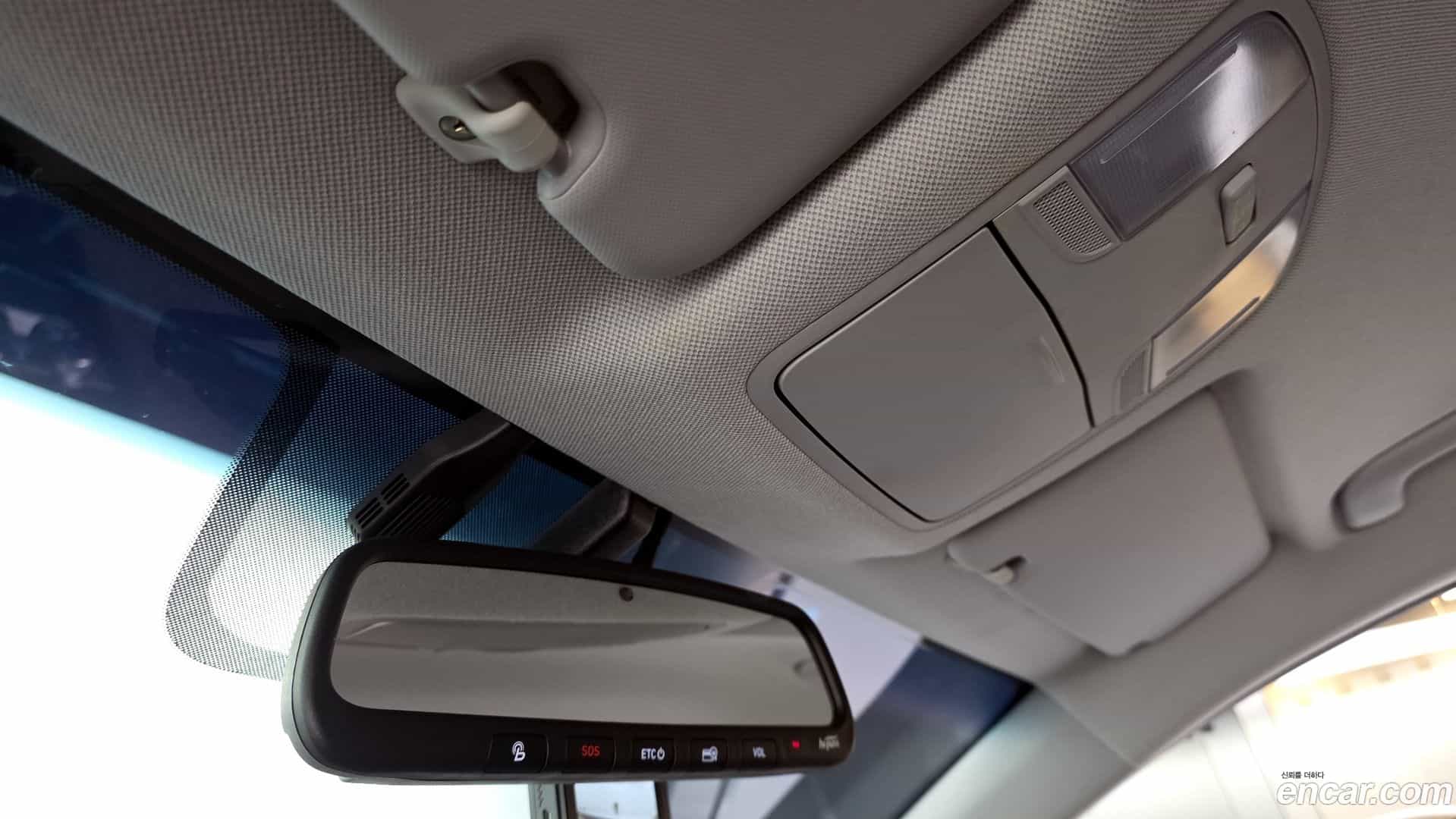 AVANTE Hyundai 2019.11-OPTION-023