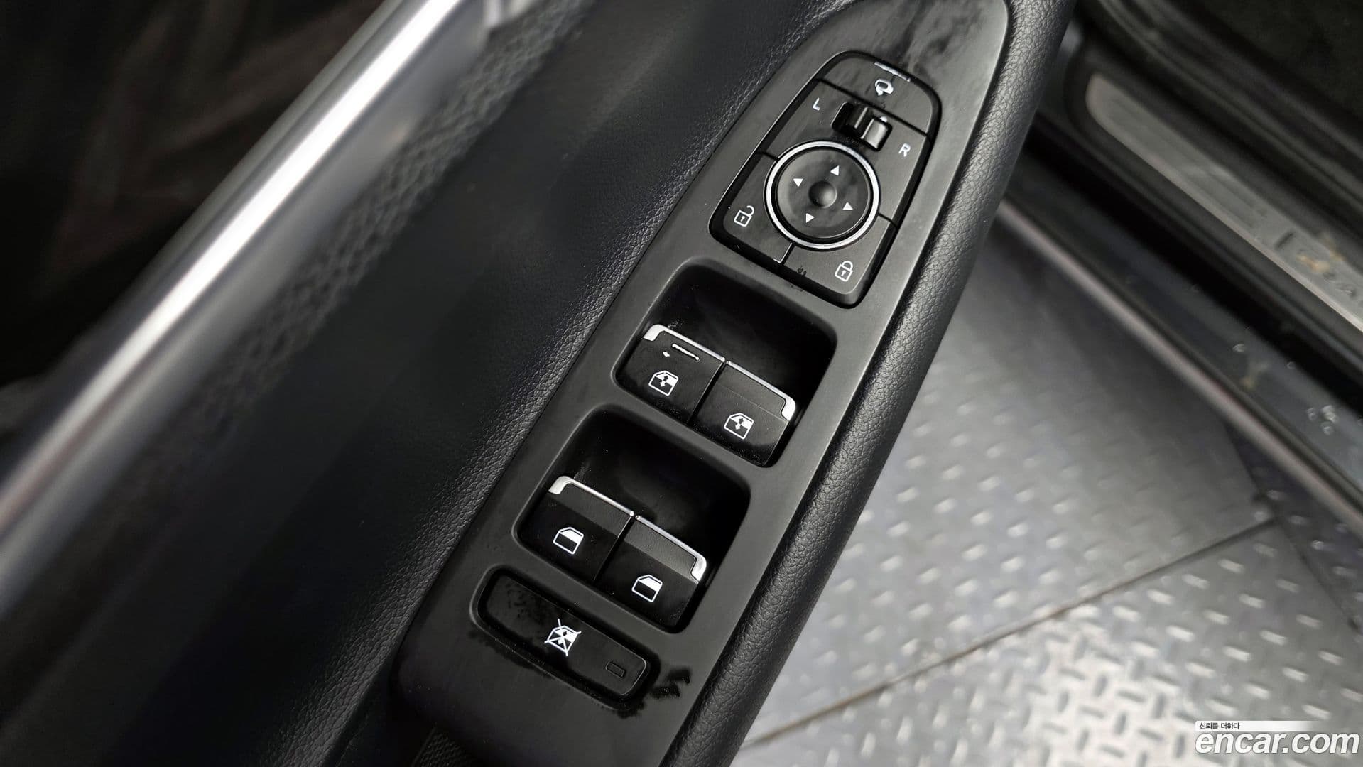 Main__Slider__Photo:Grandeur Hyundai 2019.7-27